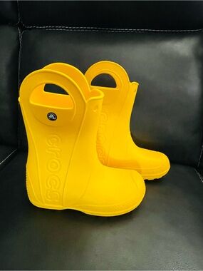 Crocs Kids' Yellow Rain Boots - Like New